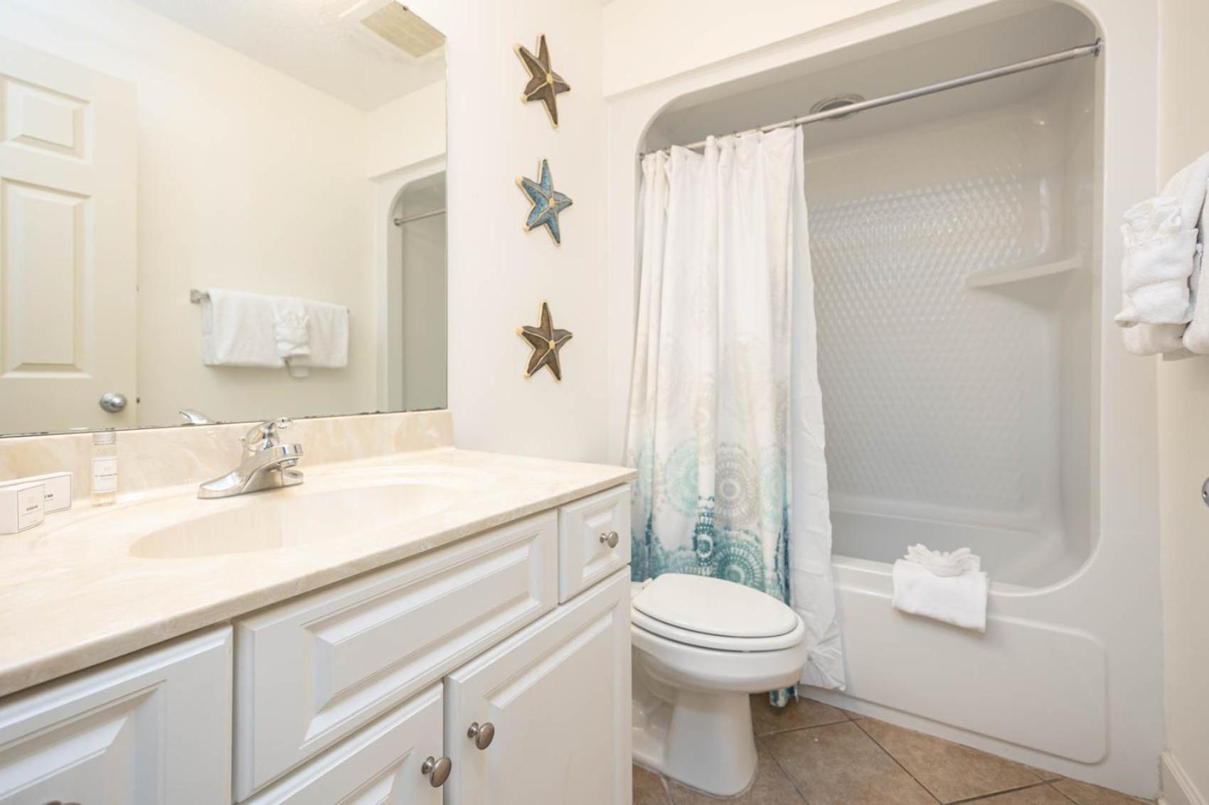 Phoenix West 1107 Apartment