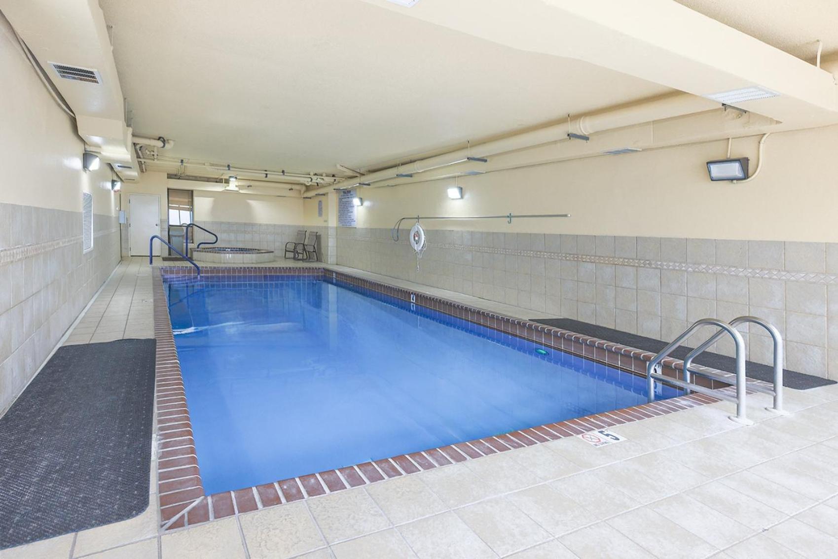 Apartment Phoenix Iv 4072