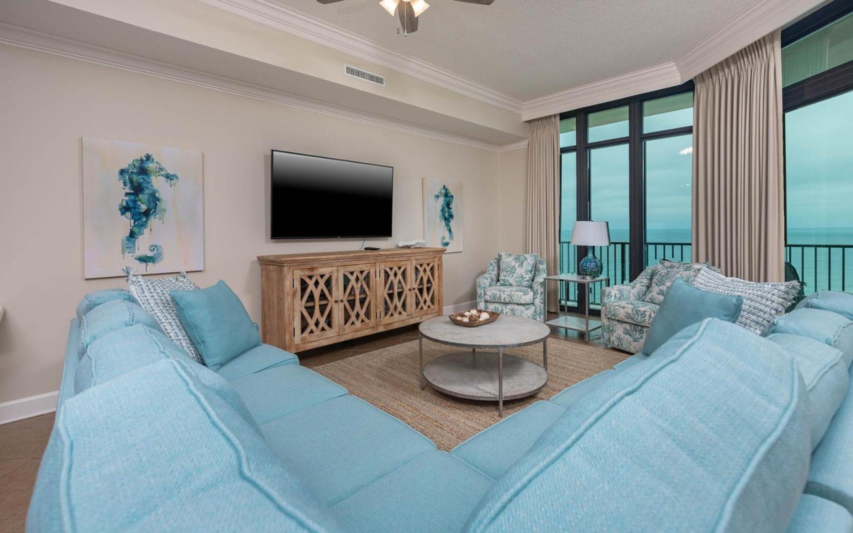 Phoenix West 1102 Apartment *
