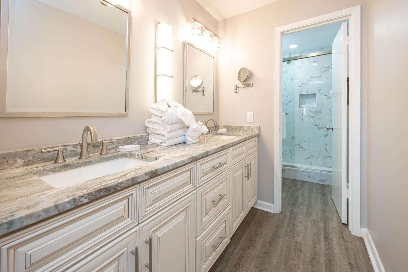 Phoenix East 1407 Orange Beach