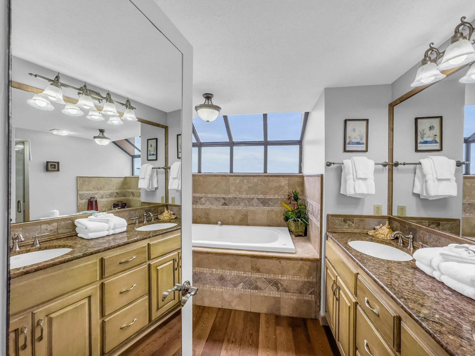 Holiday home Four Seasons 501e By Current Tides Vacation