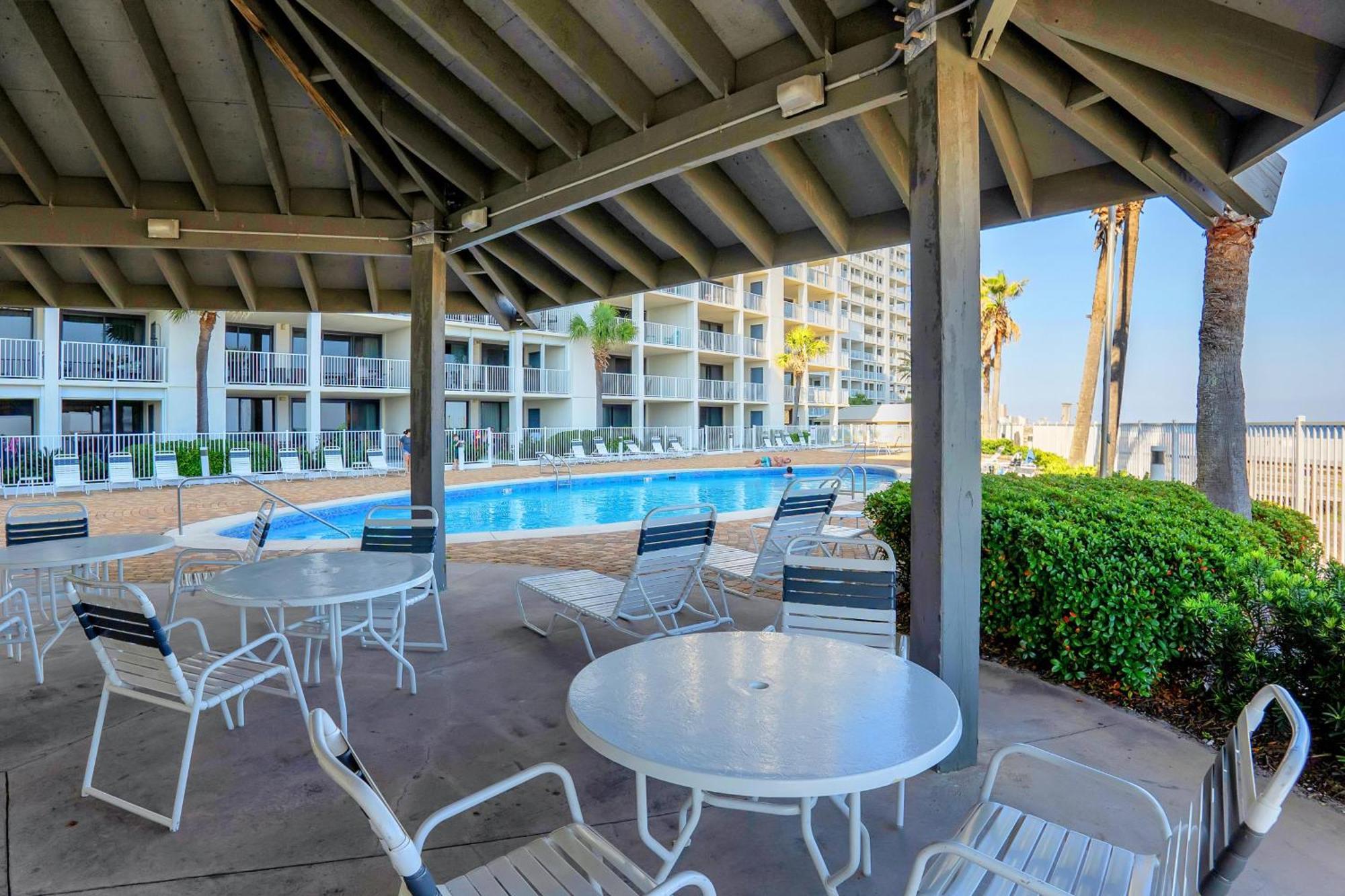 Windward Pointe 1206 *