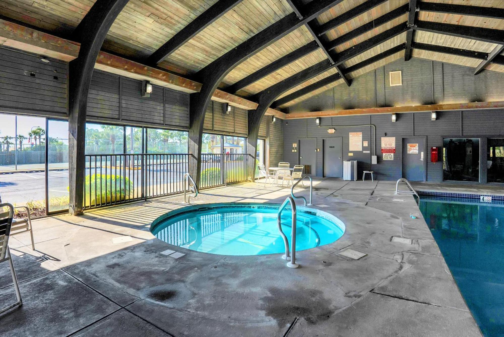 Windward Pointe 1206 Apartment *