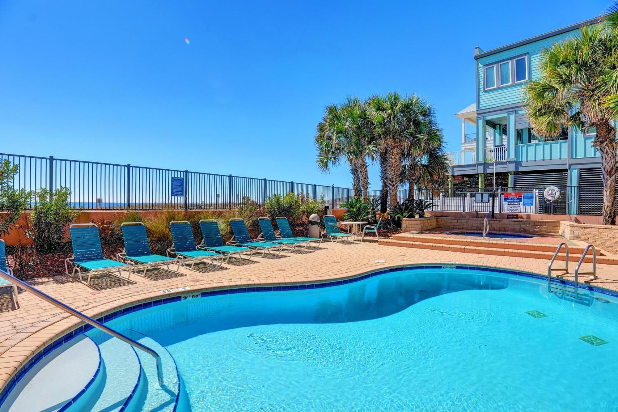 Seachase 1601w By Liquid Life Apartment