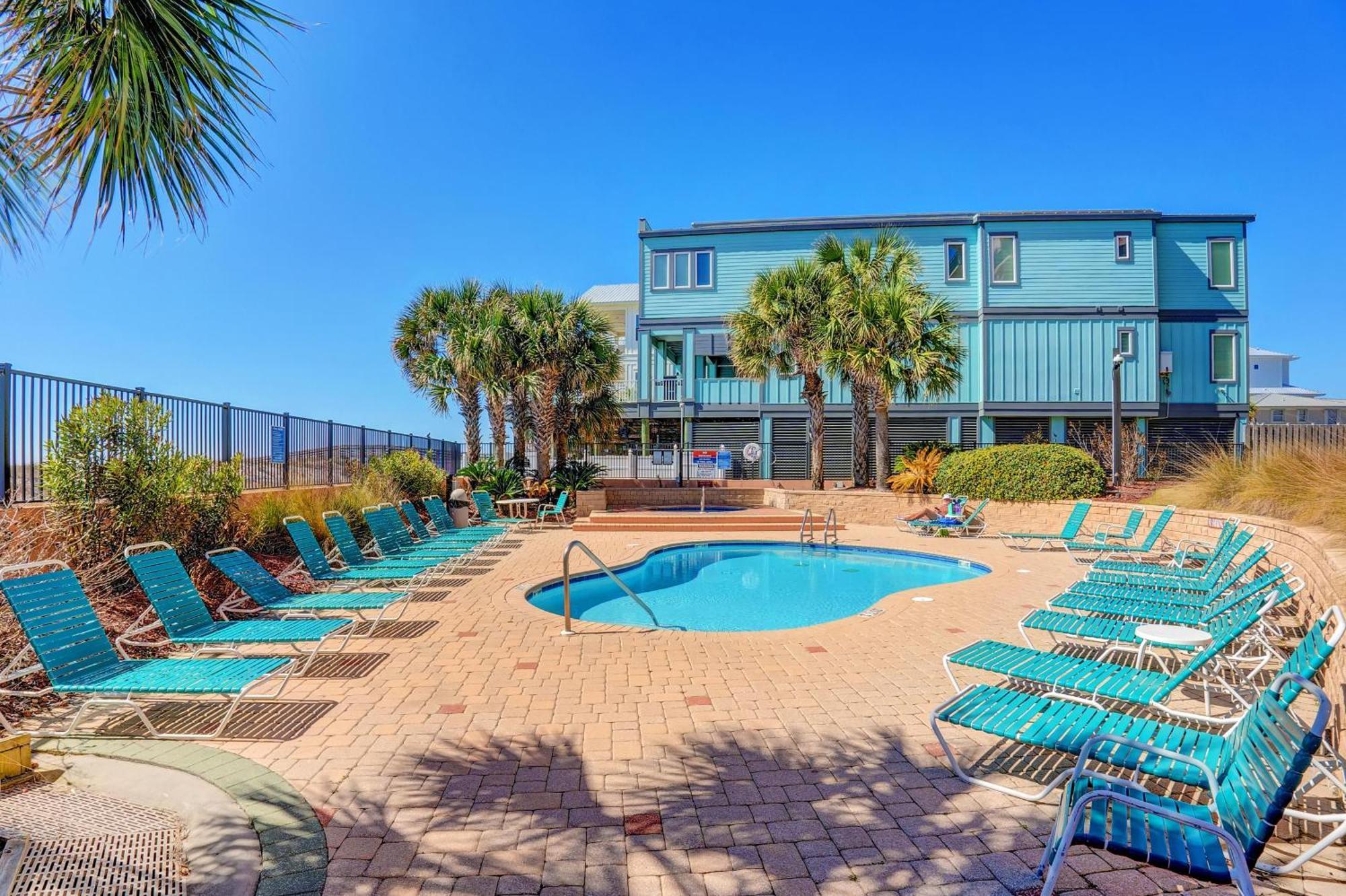 Seachase 1002w By Liquid Life * Orange Beach