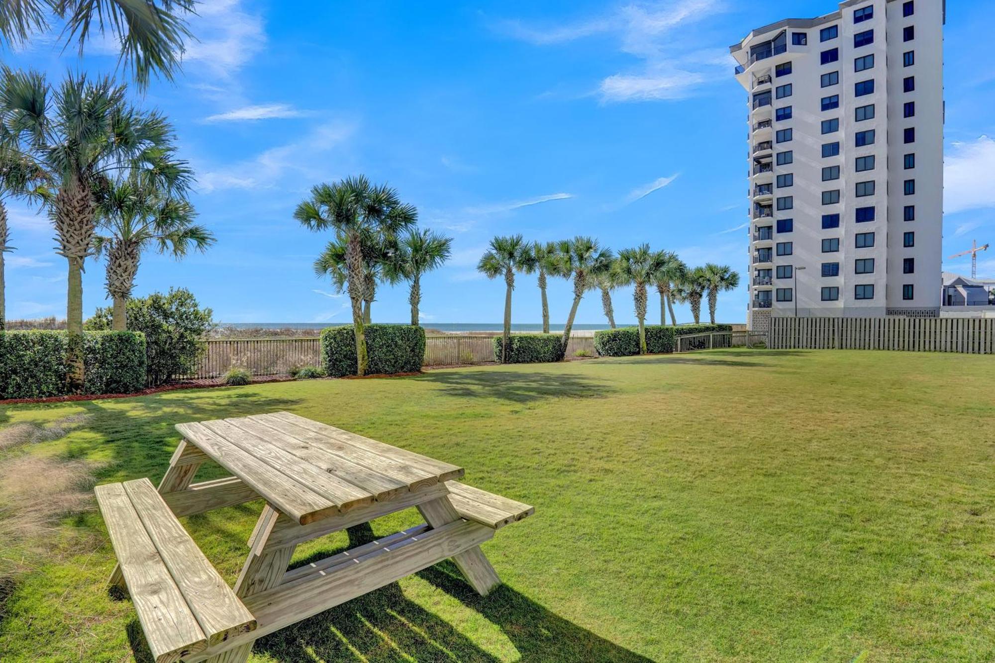 Apartment Regency Isle 608 By Liquid Life