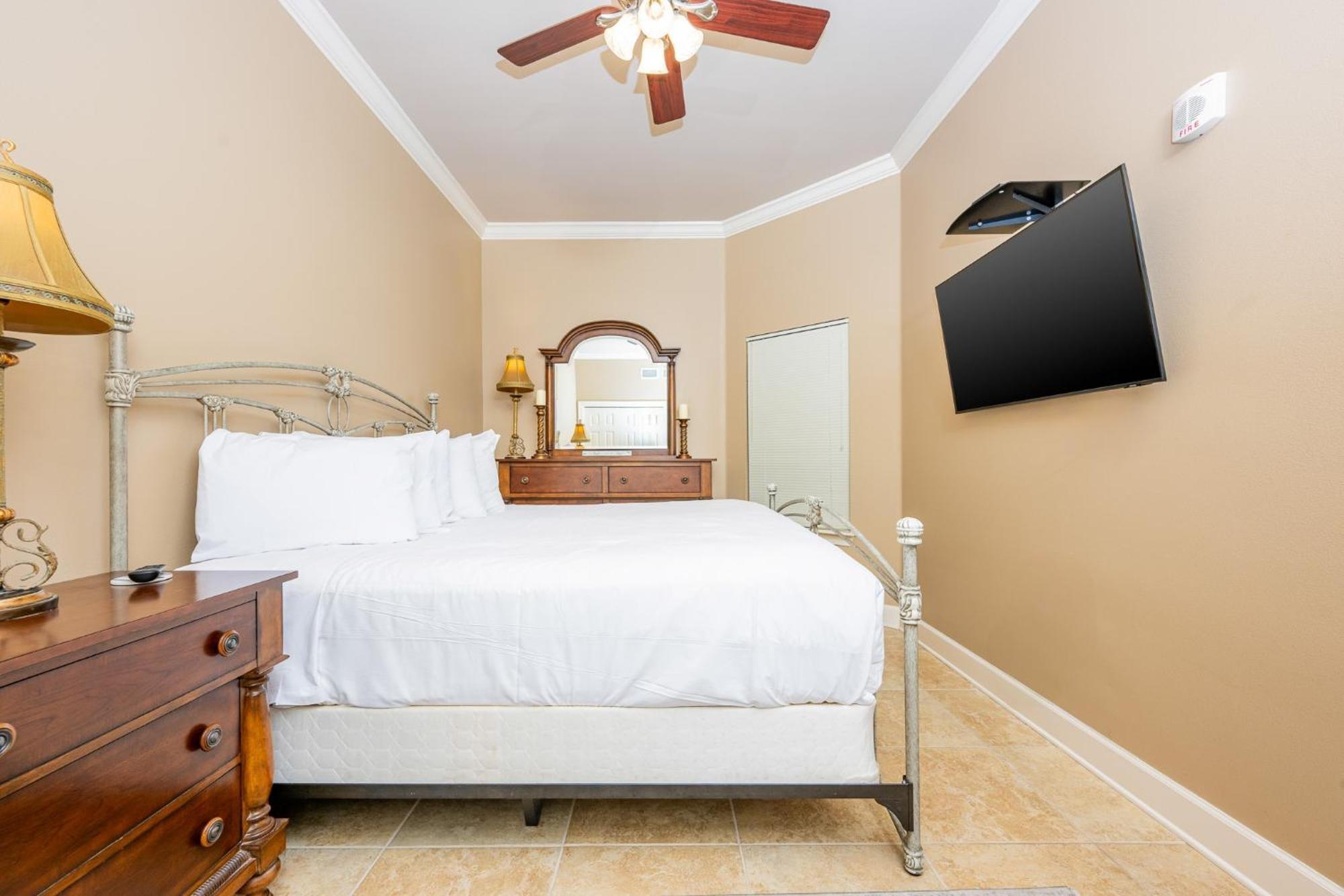 Phoenix West 2204 Orange Beach