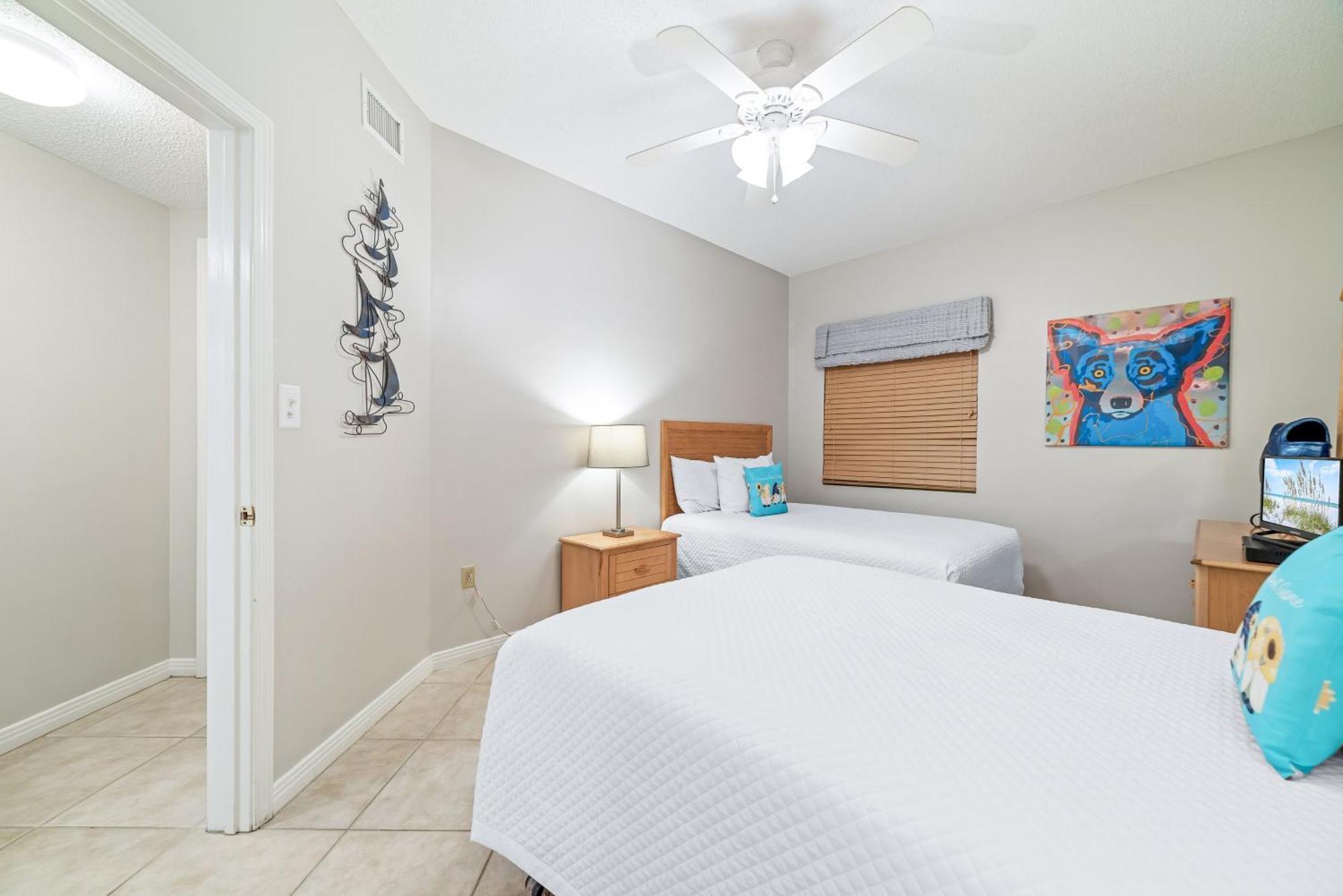 The Palms 103 *