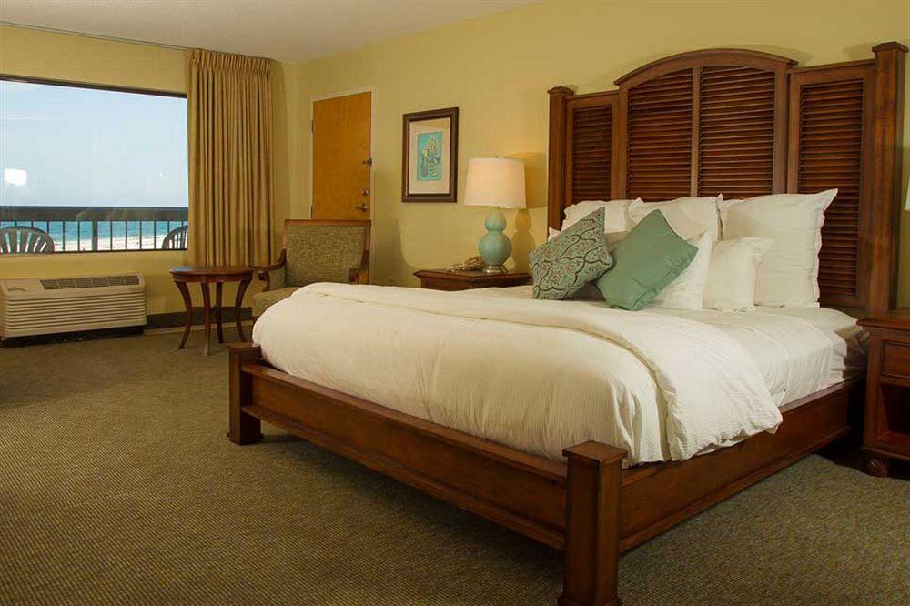 Hotel The Island House A Doubletree By Hilton