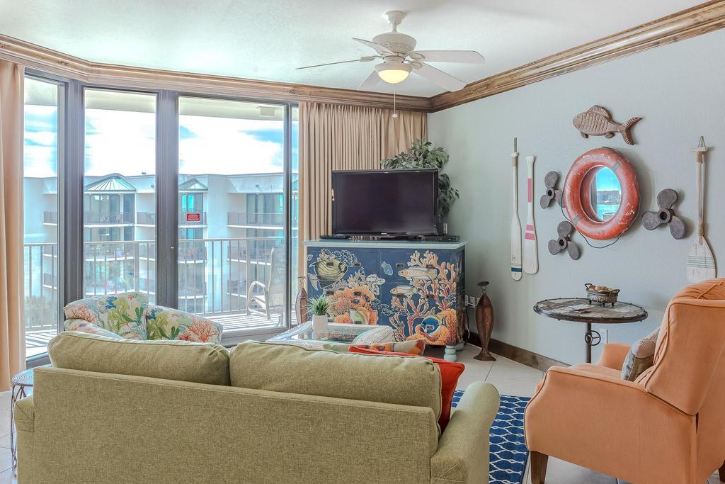 Phoenix On The Bay Unit 1527 Apartment