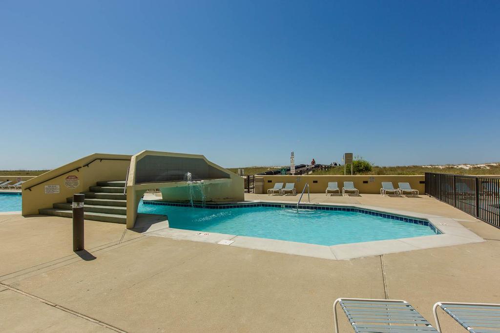 Apartment Phoenix Vi Unit 6808 *