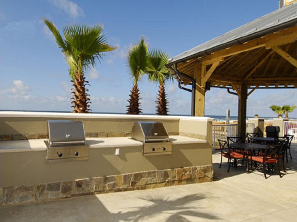 Hotel Escapes! To The Shores Orange Beach, A Ramada By Wyndham 3*