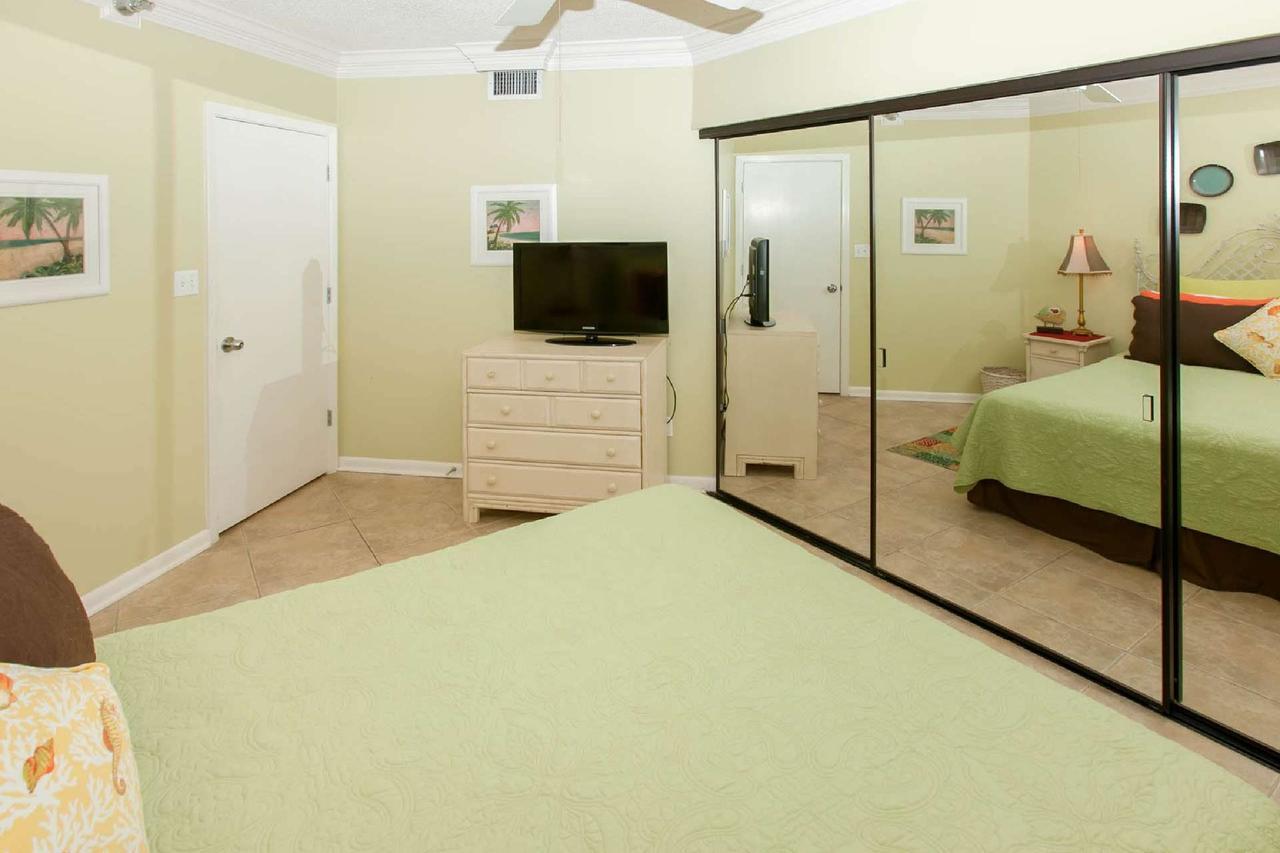 Pelican Pointe 205 Holiday home