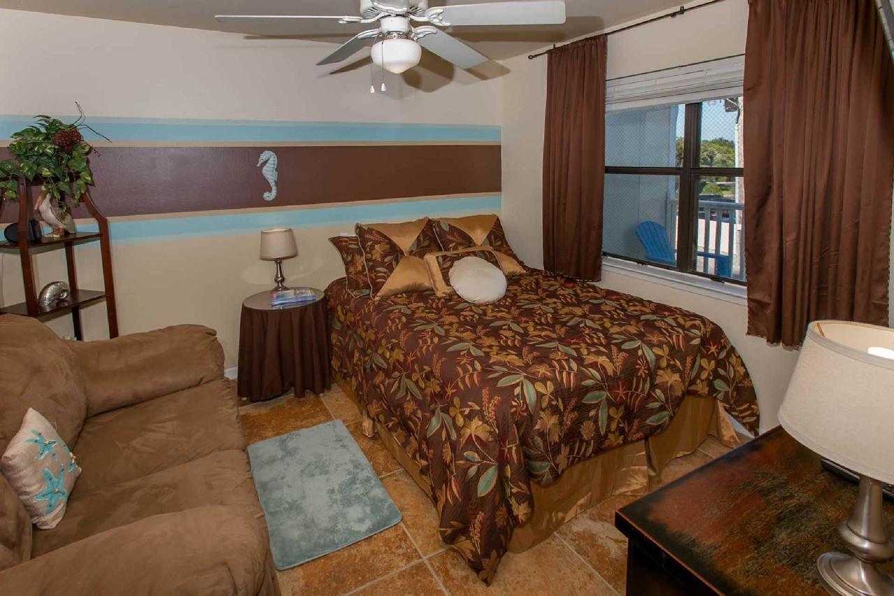 Perdido Dunes 14 *