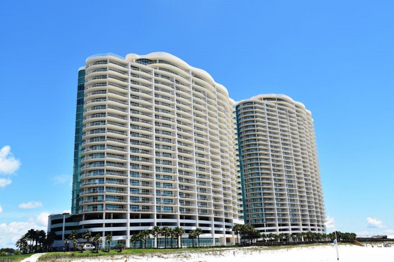 Turquoise Place 1908c Apartment