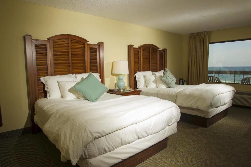 The Island House A Doubletree By Hilton Hotel 4*