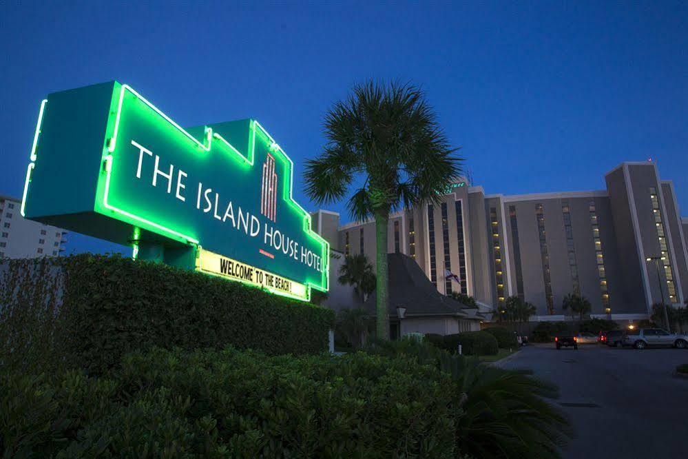 Hotel The Island House A Doubletree By Hilton 4*