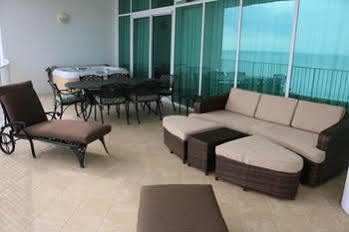 Hotel Turquoise By Luxury Coastal Vacations 4*