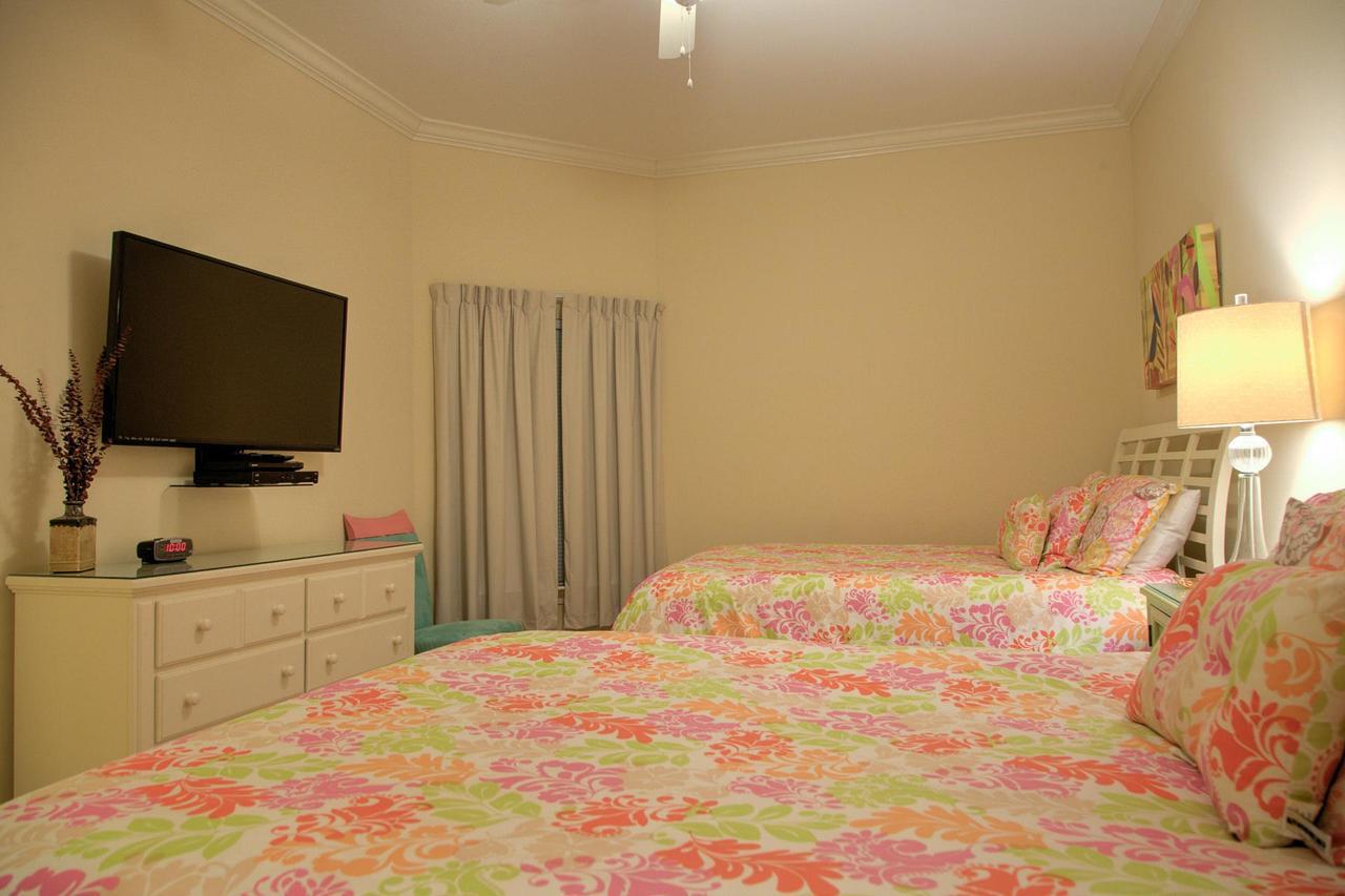 Holiday home Phoenix West Ii The Oasis 2708 *