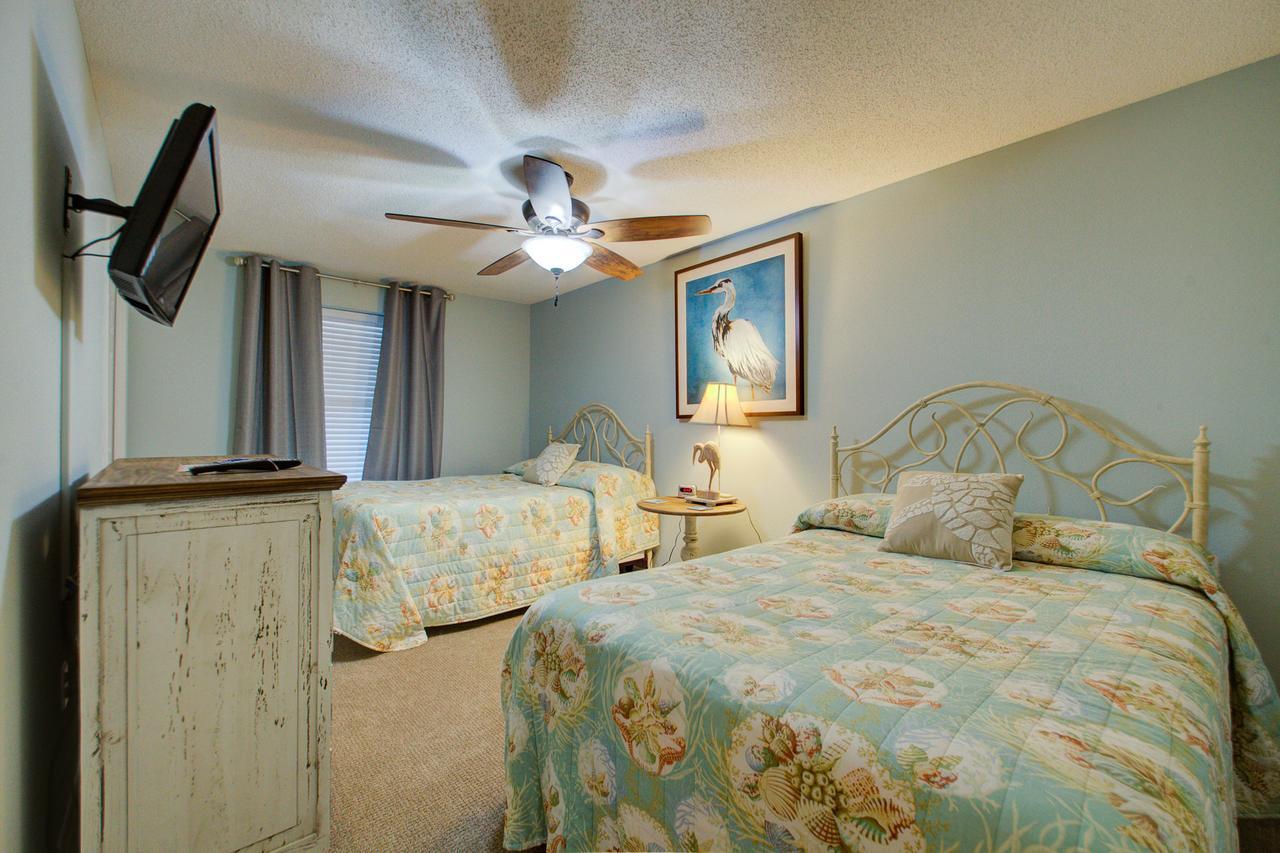 Phoenix Vi Unit 6808 Apartment