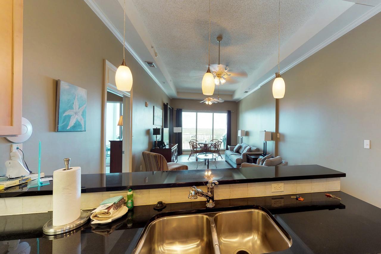Wharf Apartment