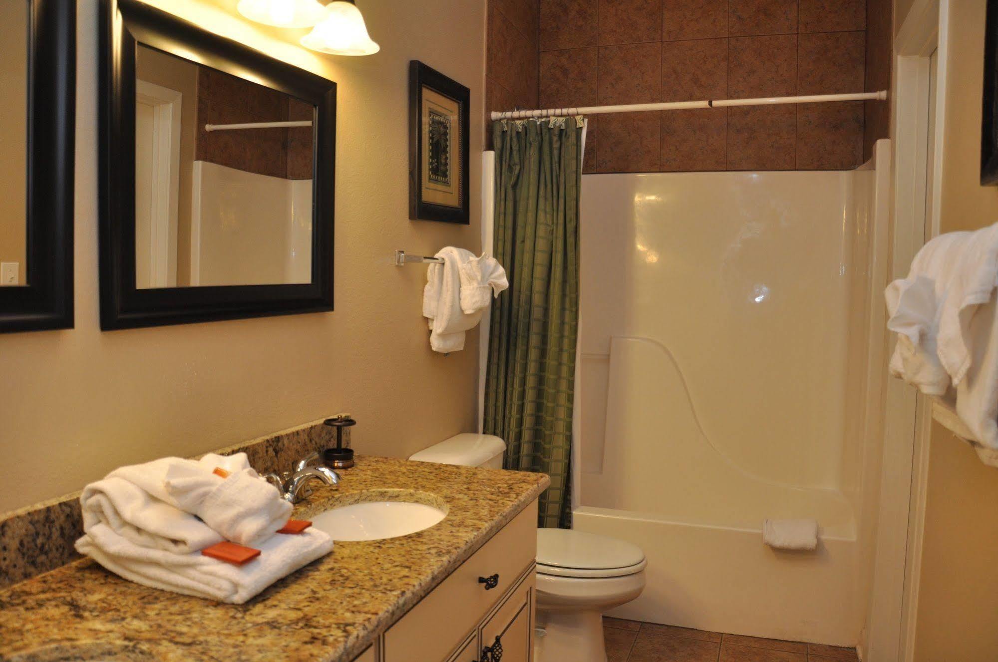 Phoenix Vi By Brett Robinson Hotel Orange Beach