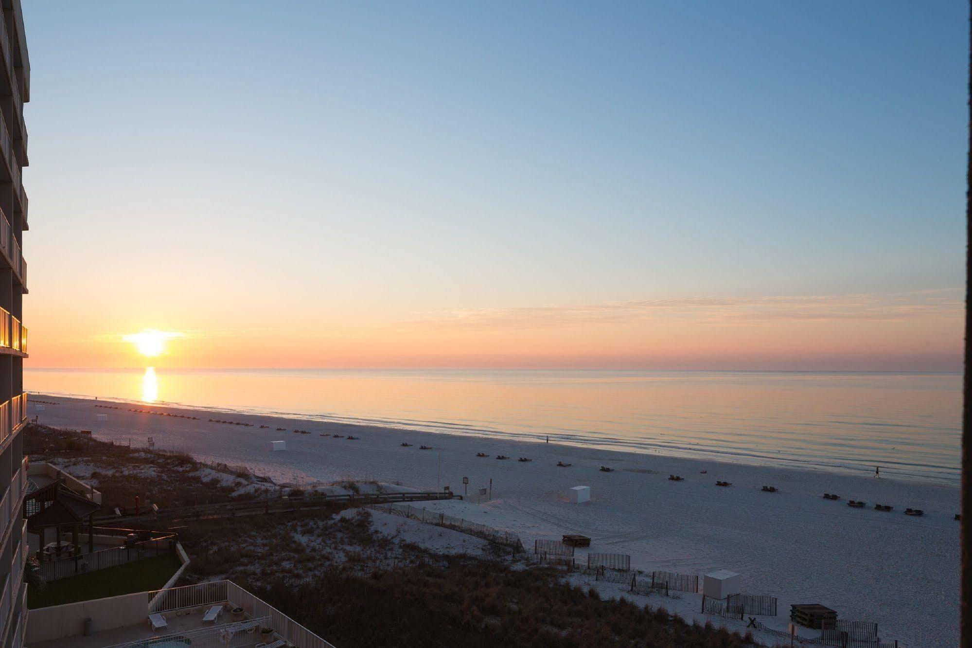 Hotel Escapes! To The Shores Orange Beach, A Ramada By Wyndham 3*