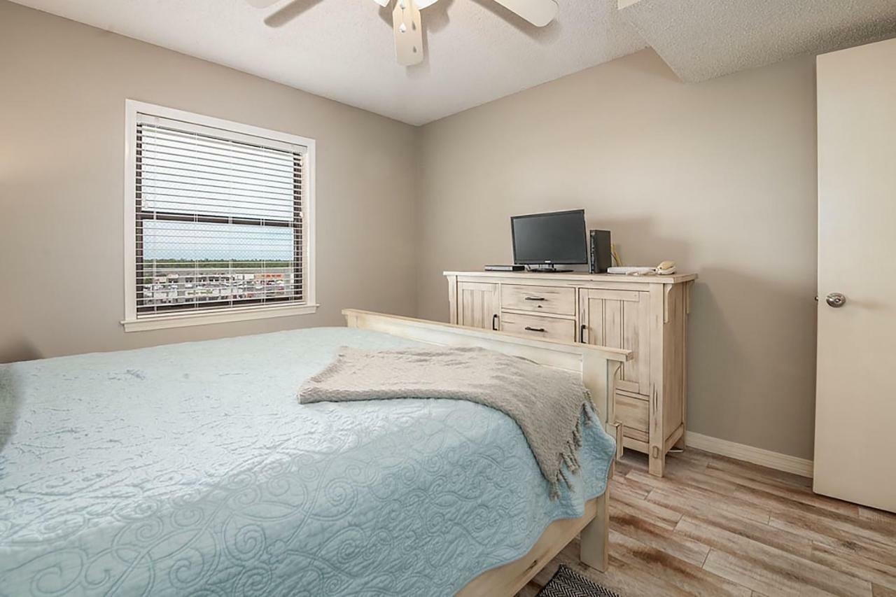 Sunswept 603 Apartment