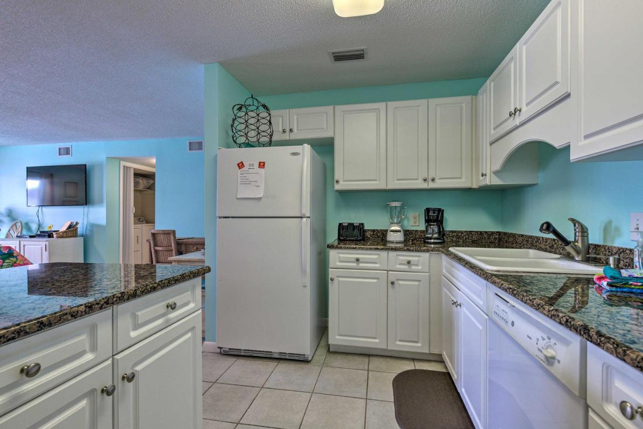 Orange With Pool - Walk To Beach! Apartment *