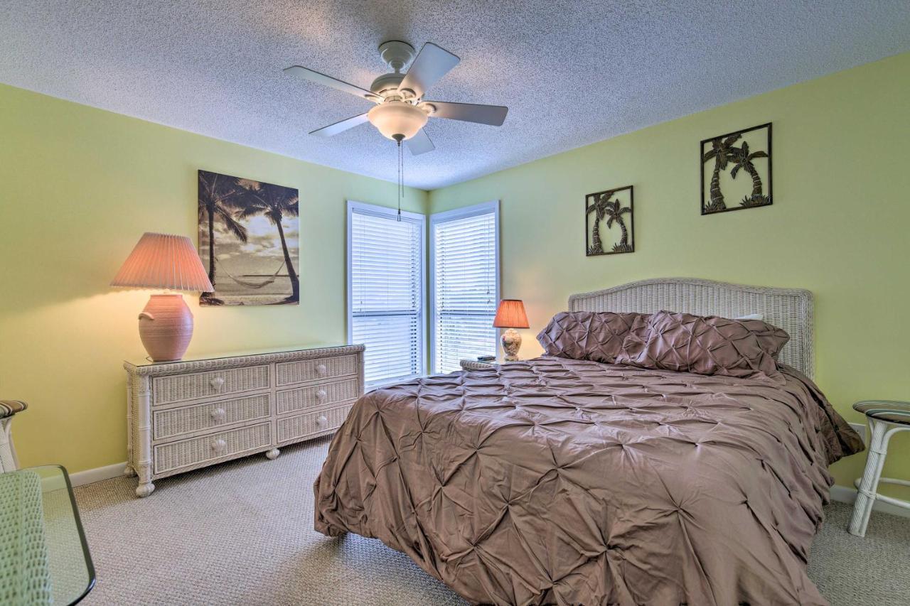 Apartment Orange With Pool - Walk To Beach! *